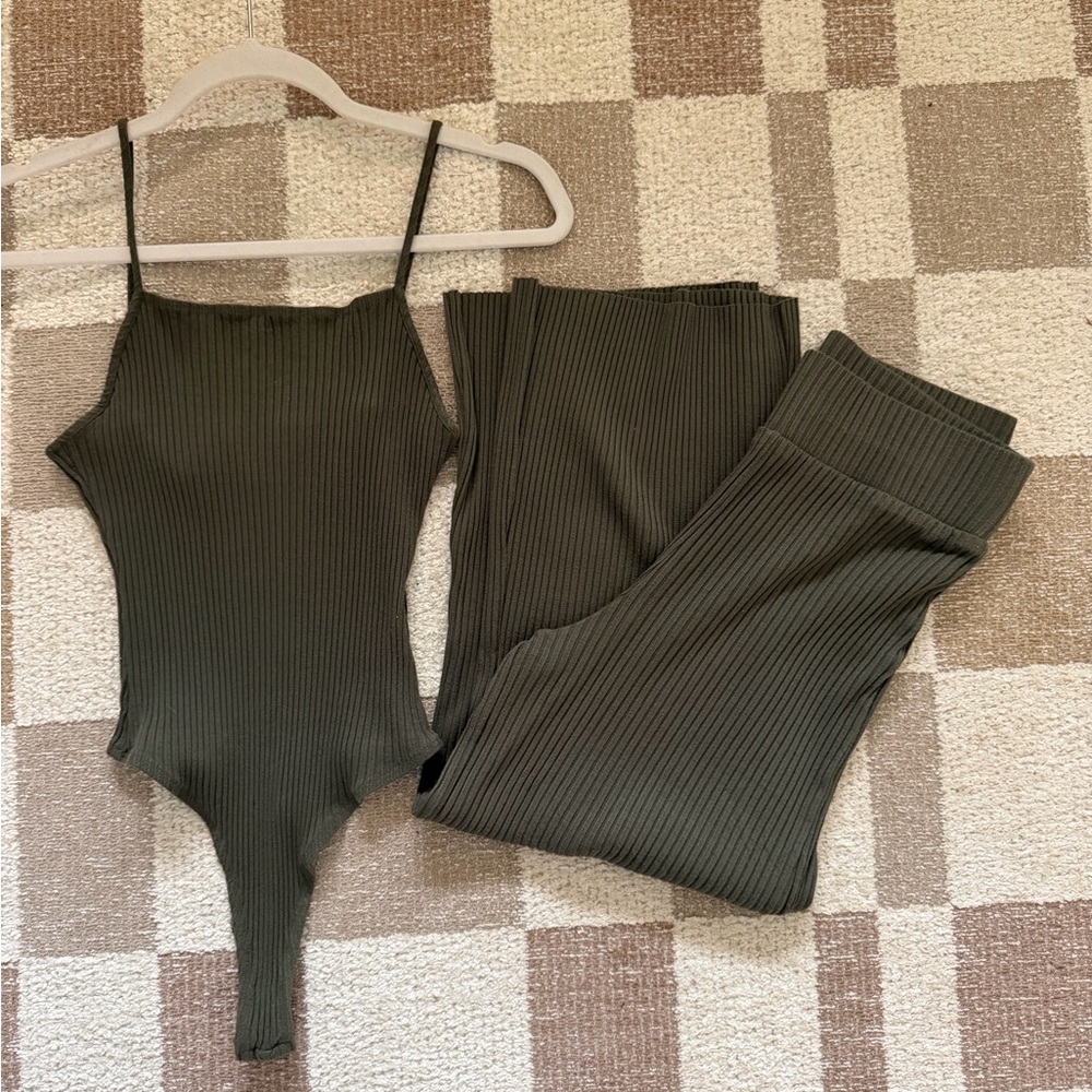 CALE Dark Olive Ribbed 2 piece set